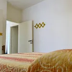 Apartment F002 - Fano, Trilocale Con Portico A 30mt Dal Mare Fano