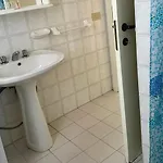 F002 - Fano, Trilocale Con Portico A 30mt Dal Mare *