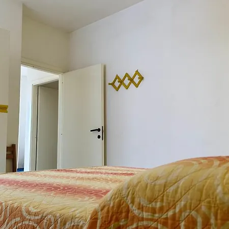 Apartman F002 - Fano, Trilocale Con Portico A 30mt Dal Mare Marotta
