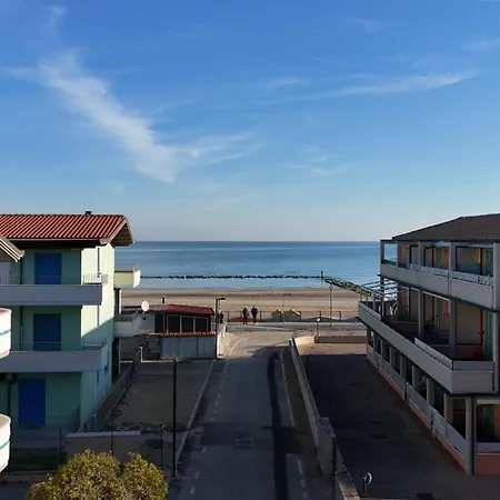 F002 - Fano, Trilocale Con Portico A 30mt Dal Mare Apartman Marotta